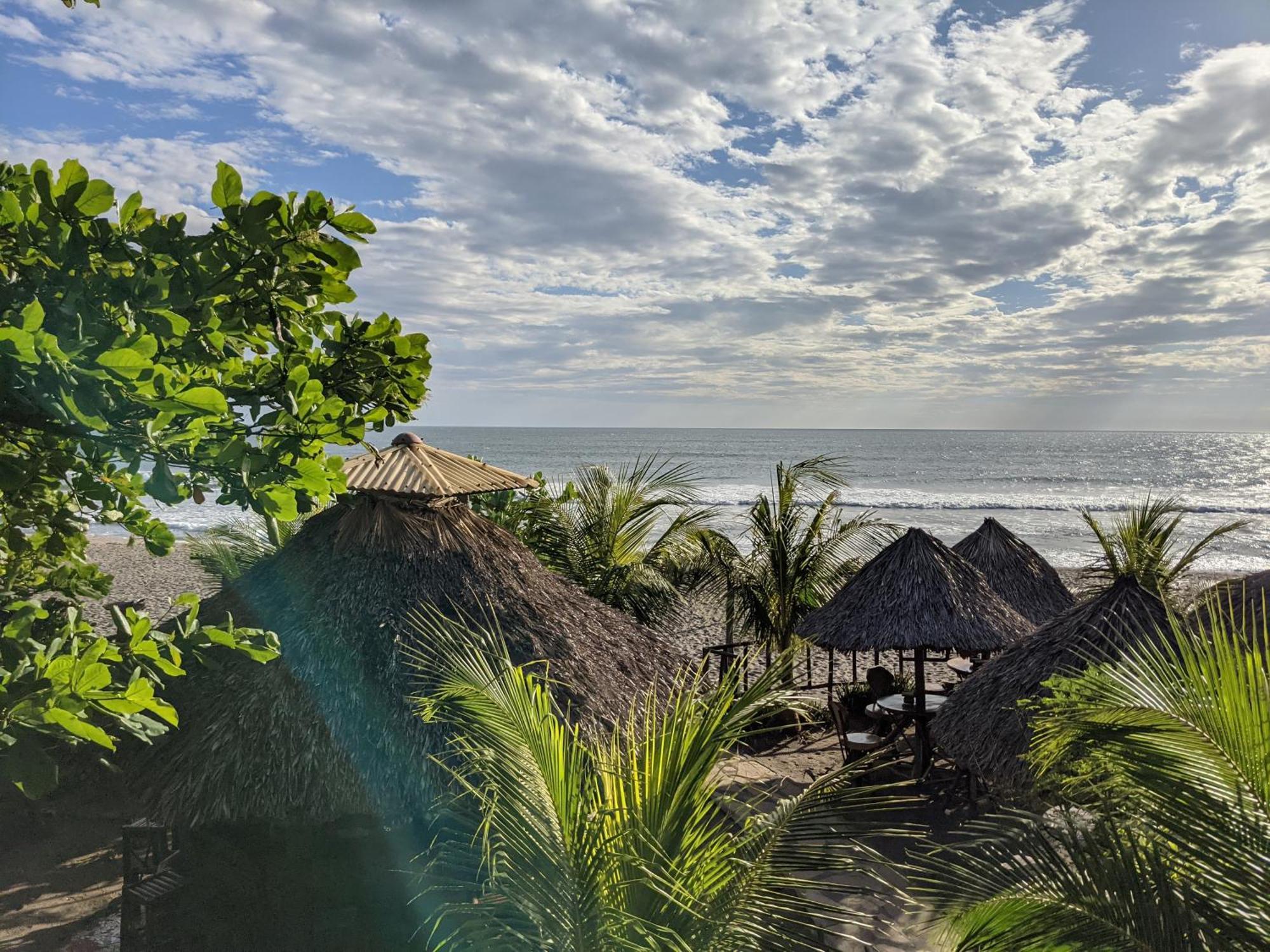 Mano A Mano Eco Hostal ลาส เปนีตาส ภายนอก รูปภาพ