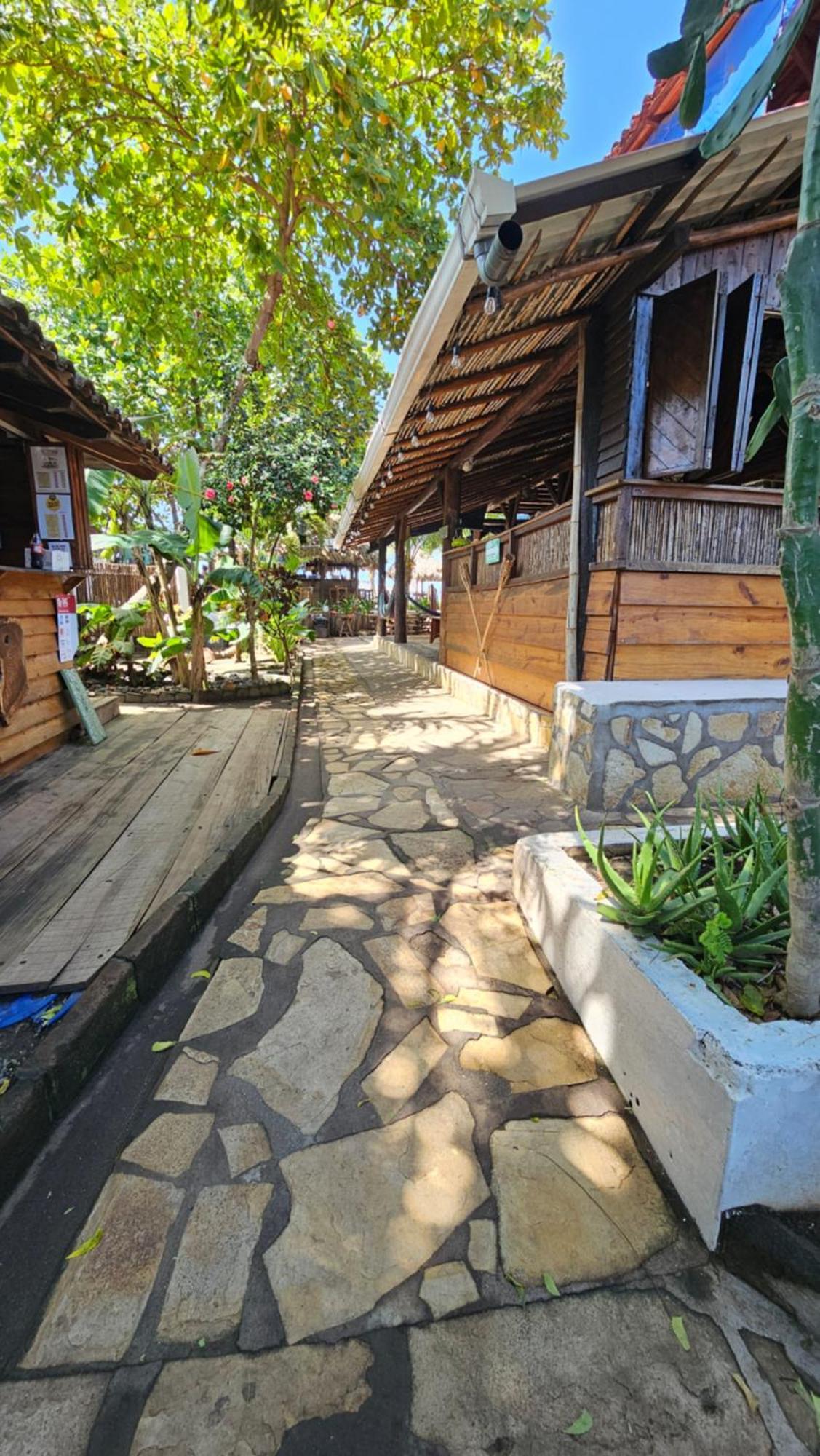 Mano A Mano Eco Hostal ลาส เปนีตาส ภายนอก รูปภาพ