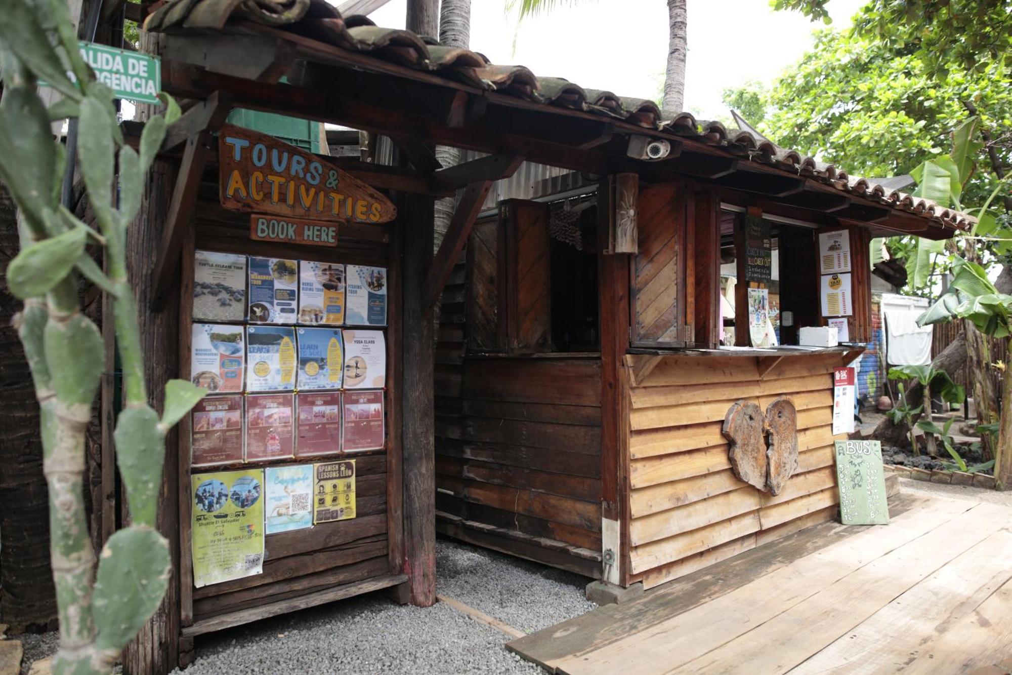 Mano A Mano Eco Hostal ลาส เปนีตาส ภายนอก รูปภาพ