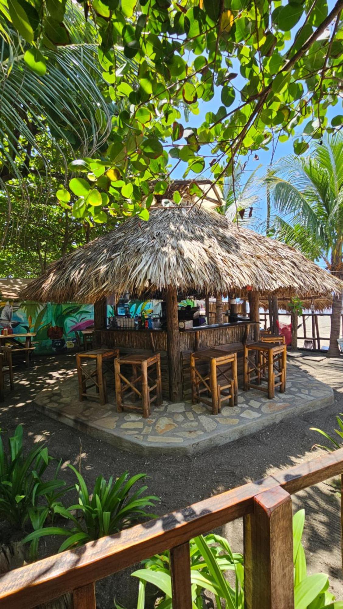 Mano A Mano Eco Hostal ลาส เปนีตาส ภายนอก รูปภาพ