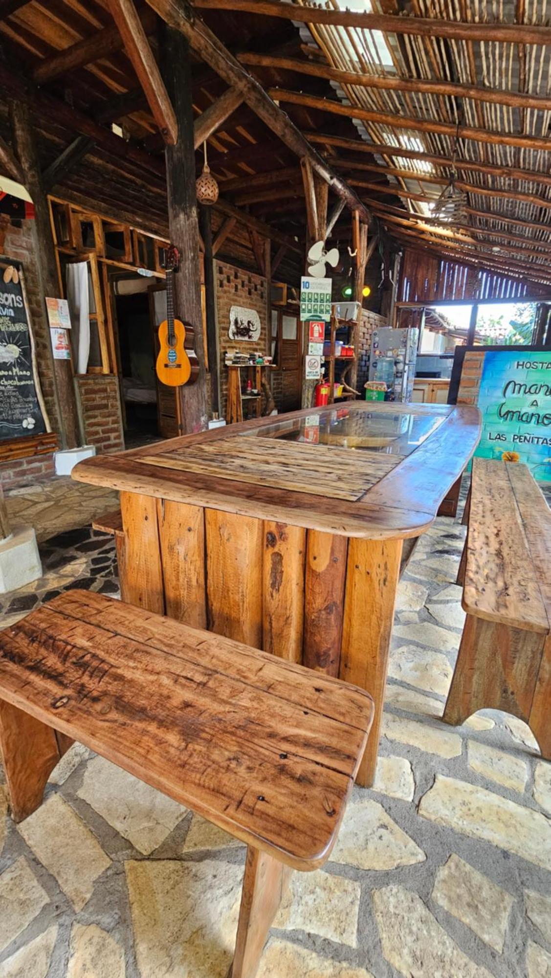 Mano A Mano Eco Hostal ลาส เปนีตาส ภายนอก รูปภาพ