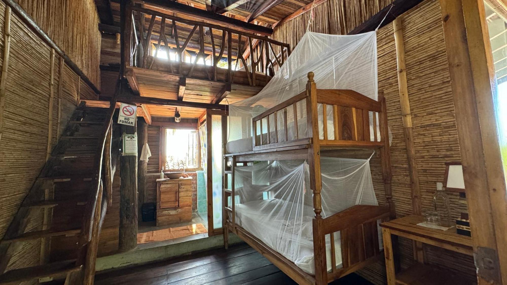 Mano A Mano Eco Hostal ลาส เปนีตาส ภายนอก รูปภาพ