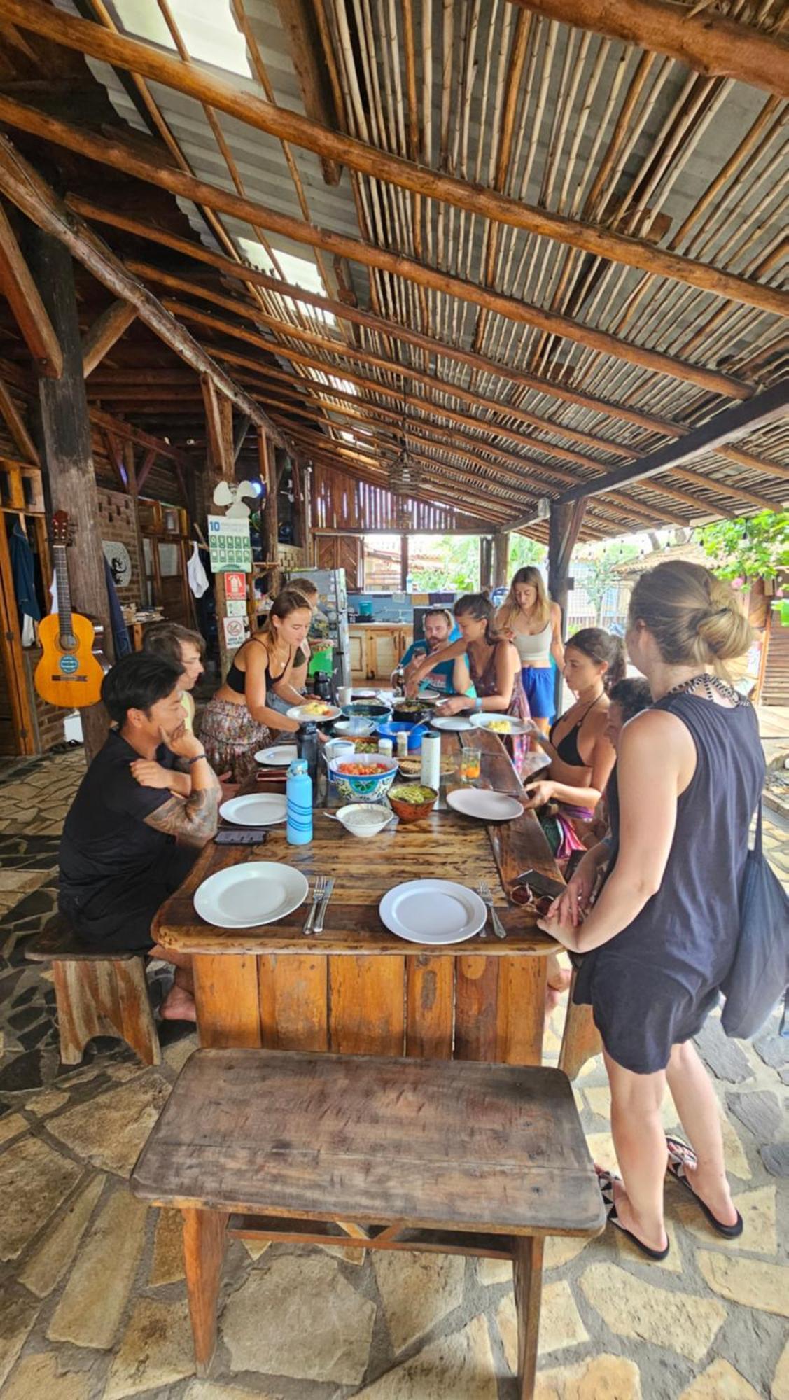 Mano A Mano Eco Hostal ลาส เปนีตาส ภายนอก รูปภาพ