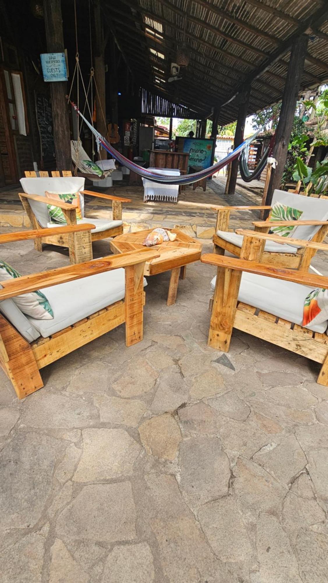 Mano A Mano Eco Hostal ลาส เปนีตาส ภายนอก รูปภาพ